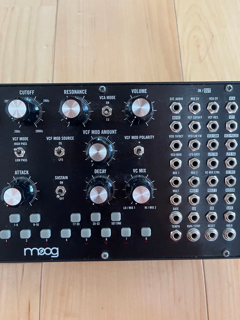 moog MOTHER-32 モジュラーシンセサイザー