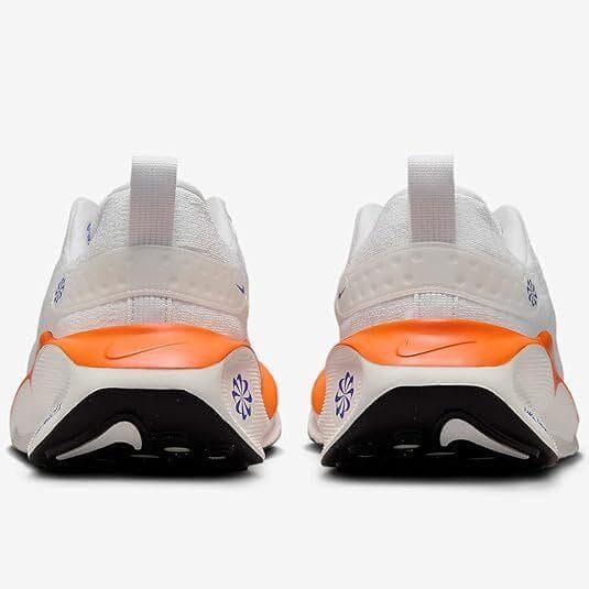 新品 NIKE 24.5cm REACT INFINITYRUN 4 人気