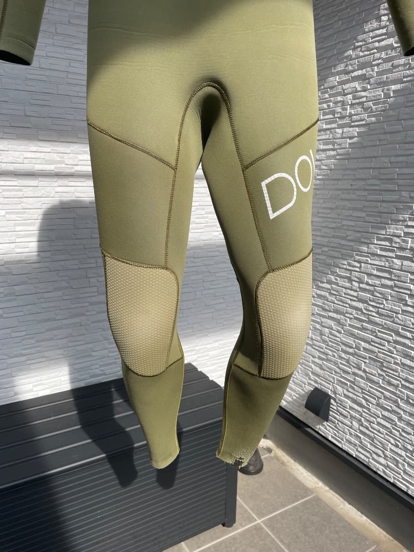 （期間限定割引）DOVE　3㎜　フルスーツ　ジャーフル　ウェットスーツ