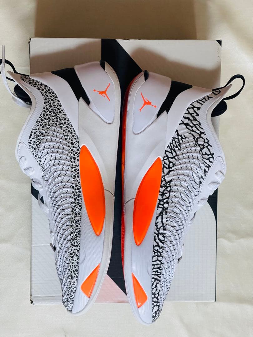 新品未使用28CM Jordan LUKA 1 PF ルカ DQ6510-108