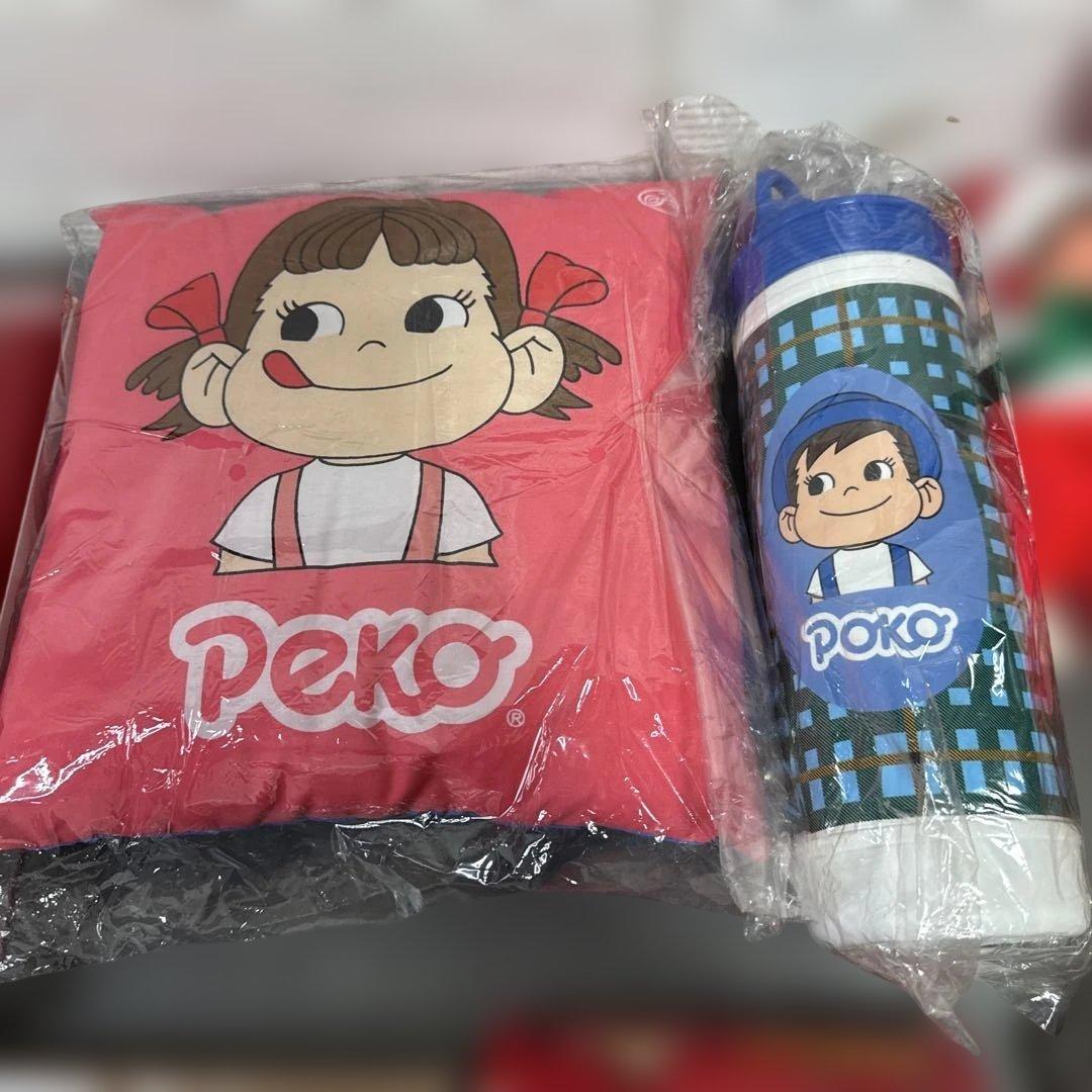 不二家　ぺこちゃん　まとめ売り　カメラ　時計　水筒　ケース　人形など