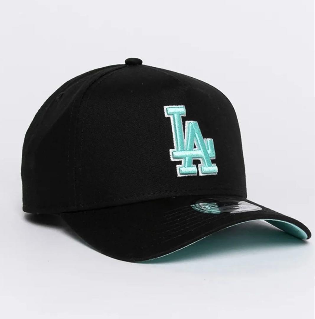 ティファニーブルー　キャップ　New Era LAドジャース　aqua void