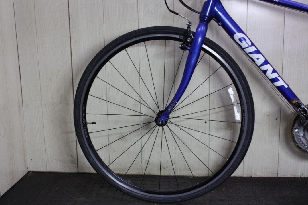 GIANT ESCAPE R3 700C アルミ 24速 470mm 青クロス