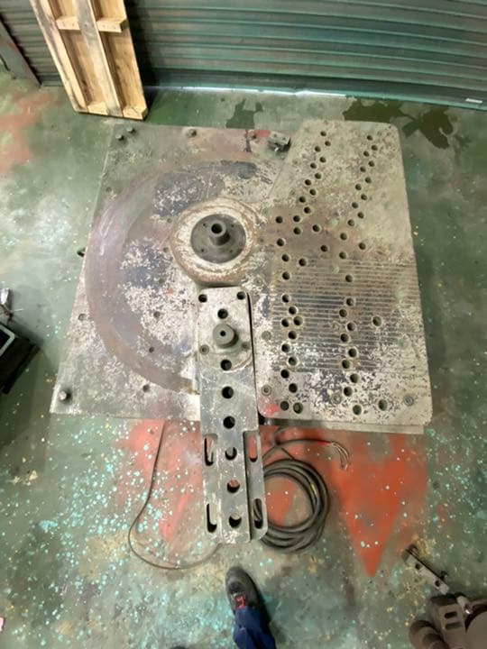 万能曲げ機