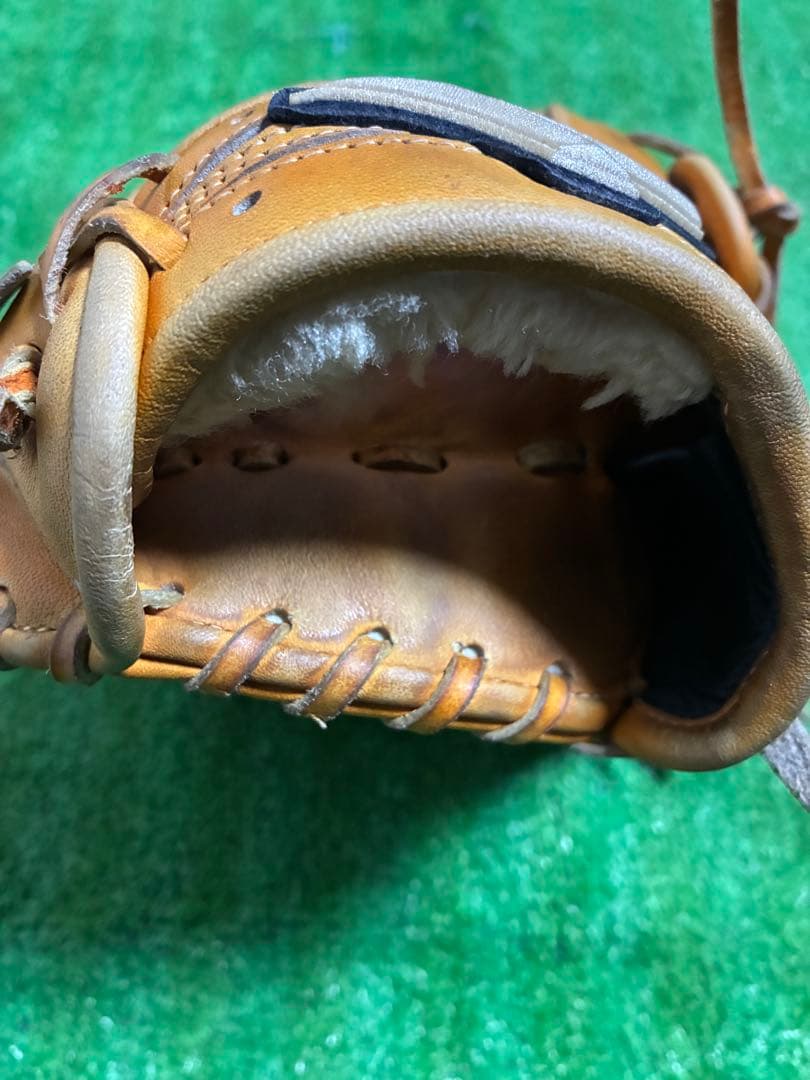 ミズノ　硬式　外野手用　即戦力！