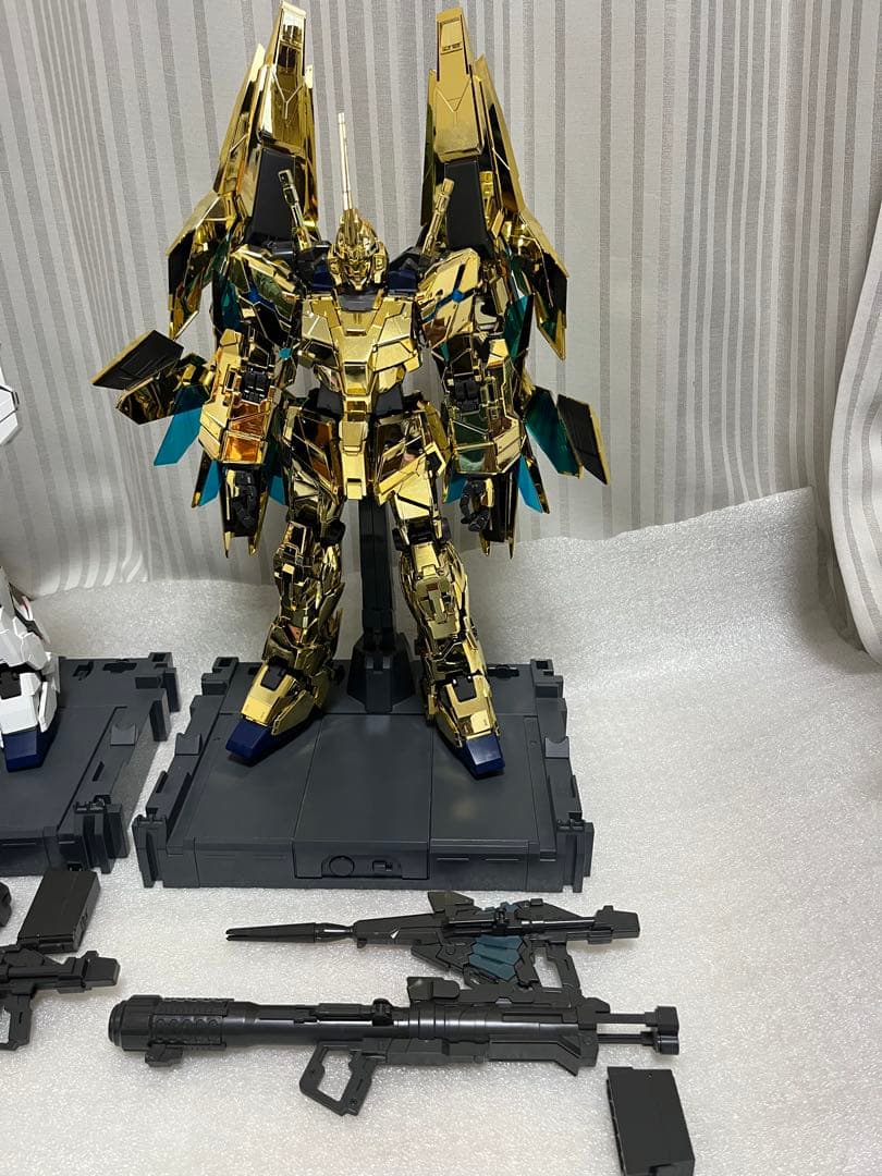 2機セット　PG1/60 ユニコーンガンダム1号機　、PG1/60 フェネクス