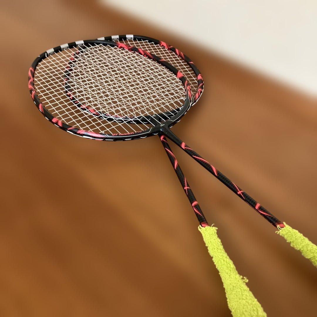 【美品】SPIELER A091 バドミントンラケット 黒/赤2本まとめ売り