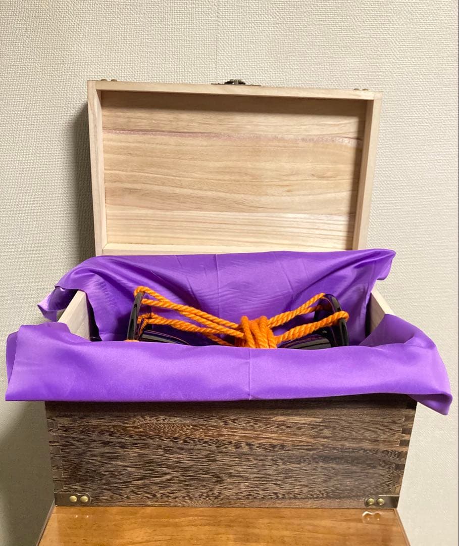 小鼓　箱付き
