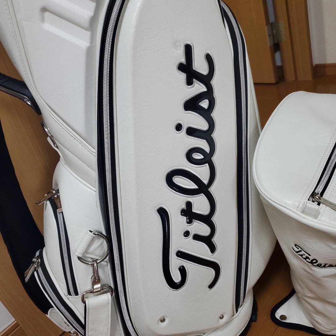 Titleist キャディバッグ 　高級　3点式ベルト　ゴルフバッグ