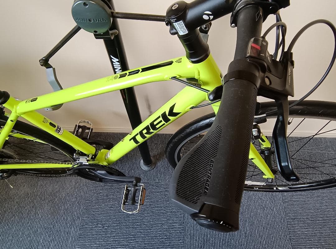 【超美品】クロスバイク TREK 7.4FX トレック　定価8.8万円