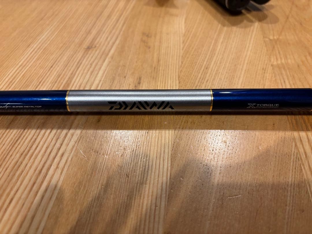 【中古美品】ダイワ海上釣堀CBCメタルチューン　S-350 クラブブルーキャビン