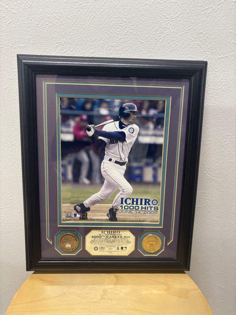 イチロー 1000ヒット記念品 額縁