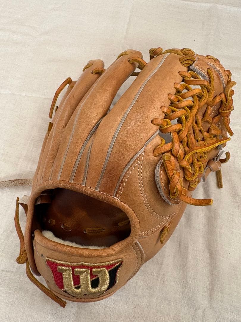 Wilson 硬式グローブ　オールラウンド（屋外使用なし）