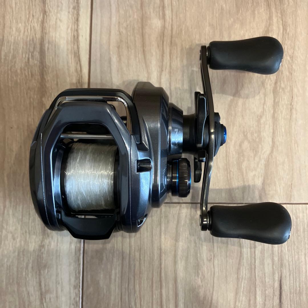 バス釣り　シマノ　ベイトリール　24SLX70