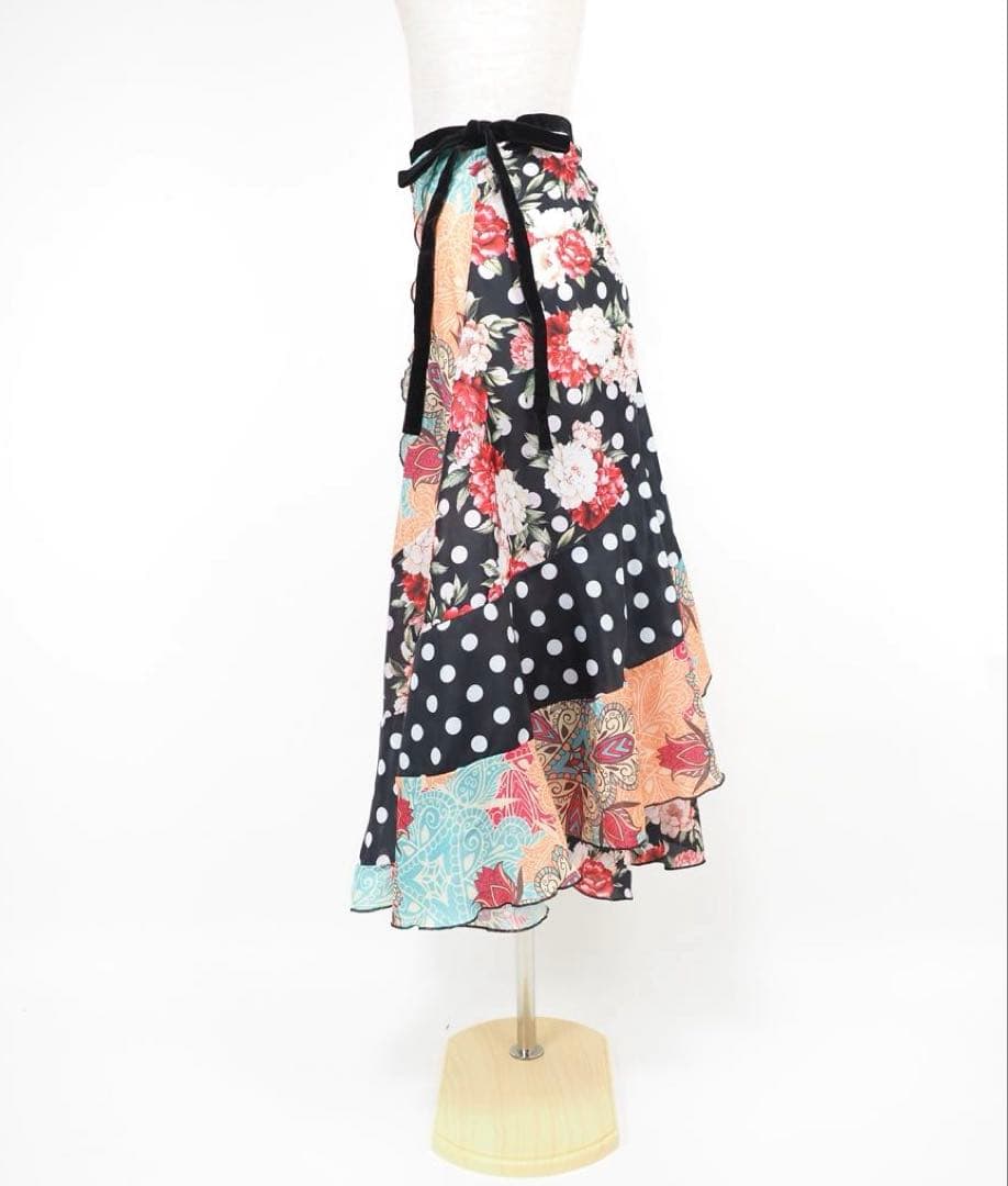 フラメンコ　巻きスカート　新品　フラメンコ衣装　レッスン　Leirena