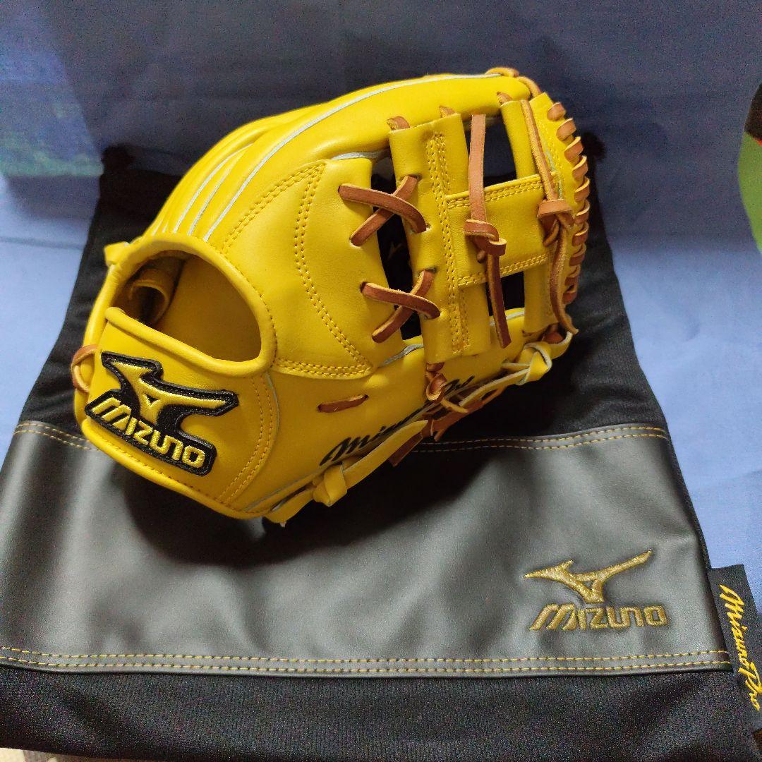 【早いもの勝ち】Mizuno pro 軟式グローブ イエロー 収納袋付き