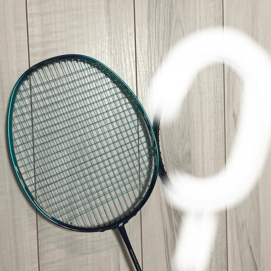 ヨネックス YONEX バドミントンラケット　ナノフレアジュニア
