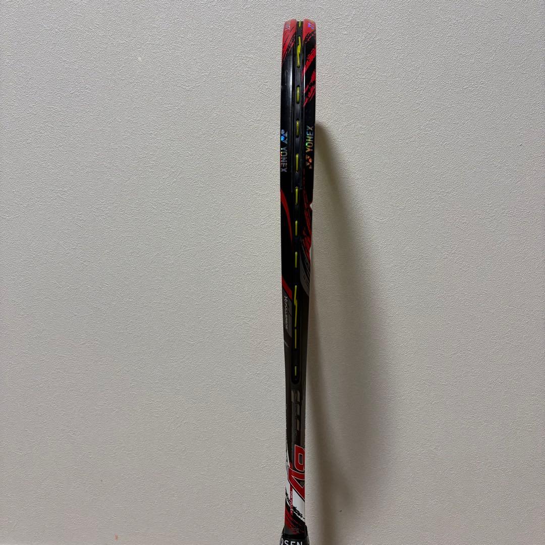 【極美品】YONEX ナノフォース 8V レブ フレイムレッド
