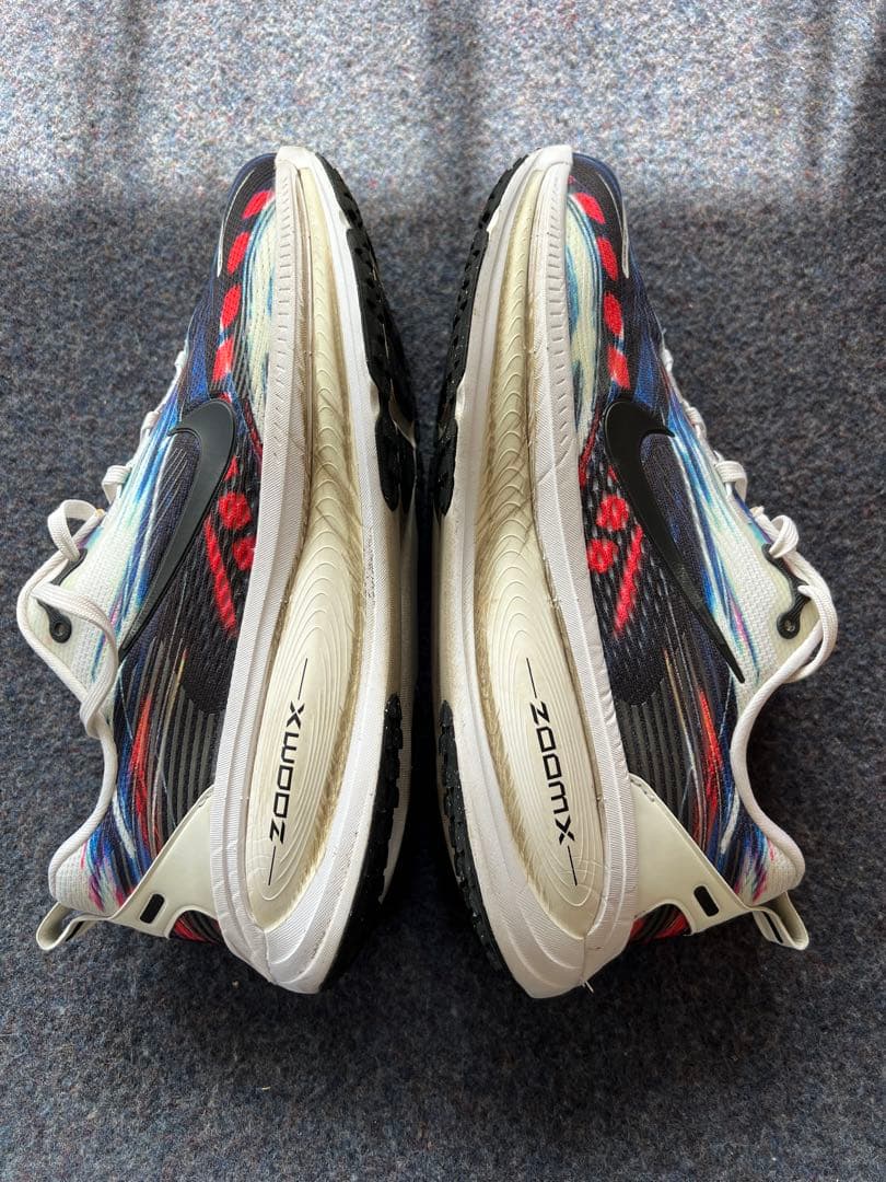 NIKE ナイキ VOMERO ボメロ 18 SE 27.0 洗濯済 外箱あり