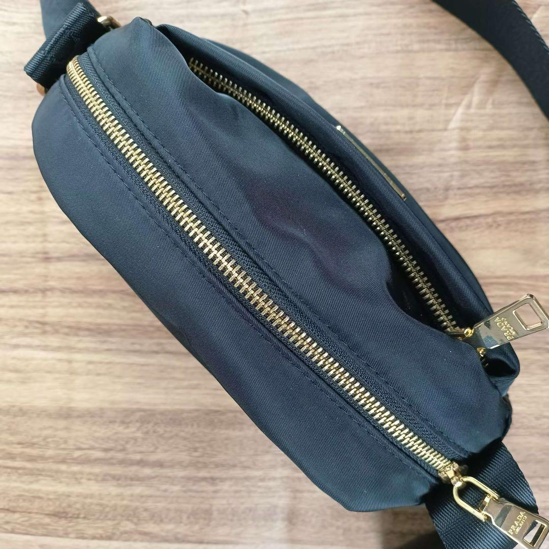 PRADA ノベルティ ブラック ショルダーバック ナイロン prd4