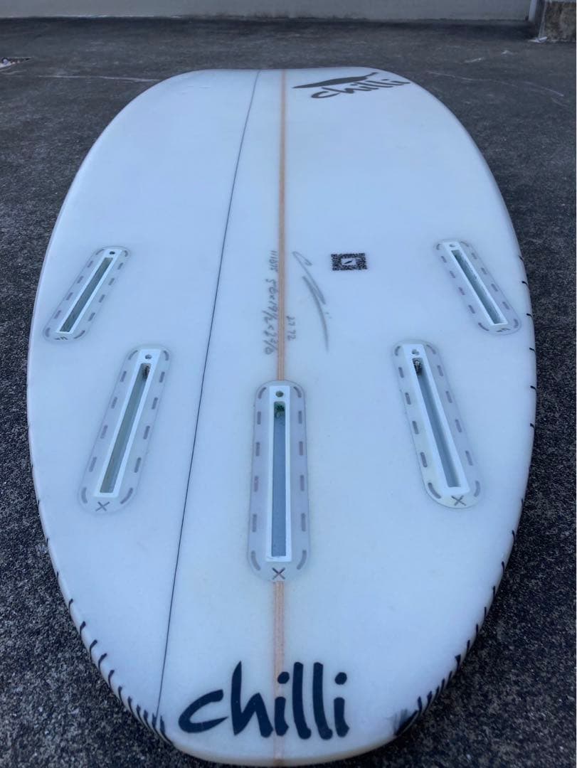 サーフィン・ボディボード CHILLI RARE BIRD 5'8 5Fin Pu