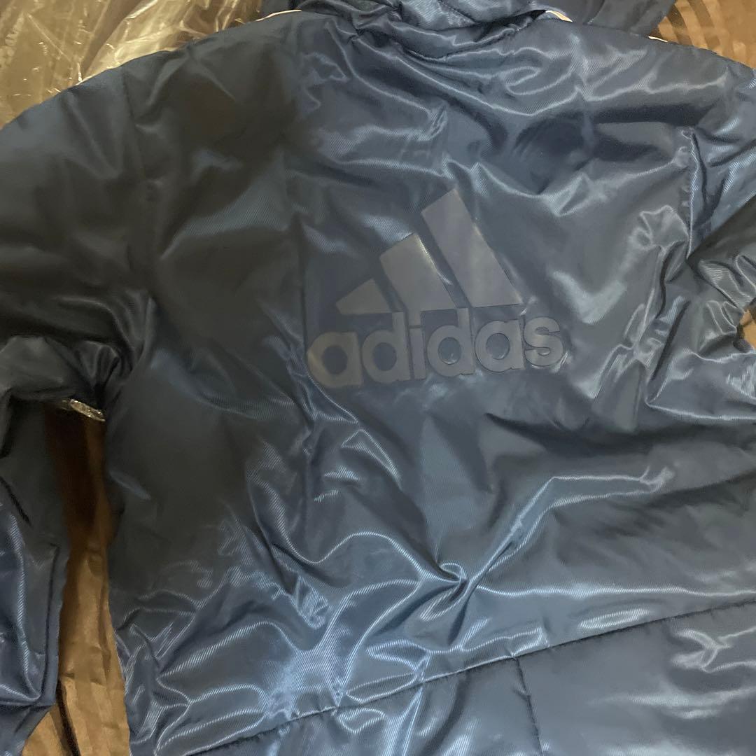 adidas ベンチコート 150cm 定価11000