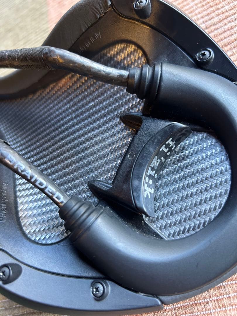 fizik アリアンテ　R3 カーボン　フィジーク　ロードバイク　ピスト