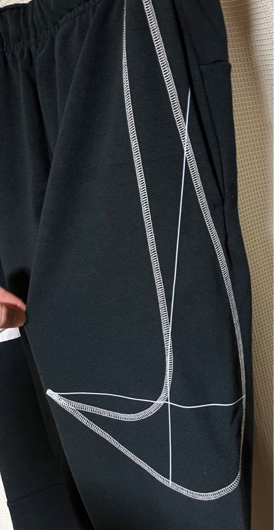 【新品】NIKE ナイキ パンツ スウェット トレーニング スポーツ Mサイズ