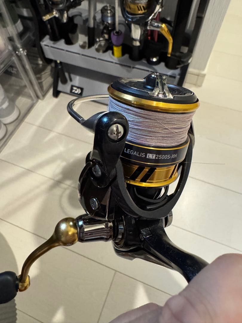 18 LEGALS LT2500S-XH スピニングリール エギング シーバス
