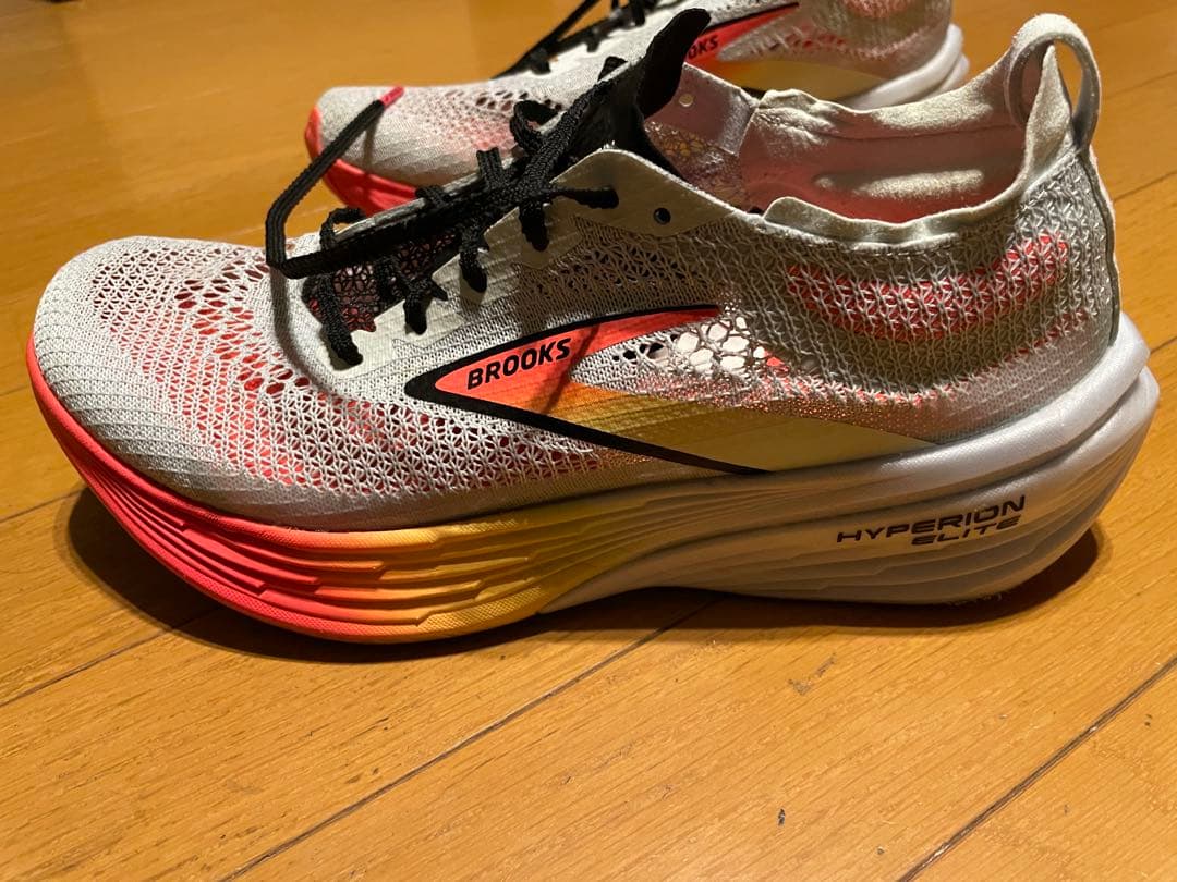 BROOKS ハイペリオン　エリート4　26センチ
