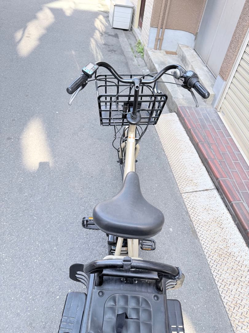 大阪府　子供乗せ　ヤマハ　電動アシスト自転車 チャイルドシート付き ベージュ