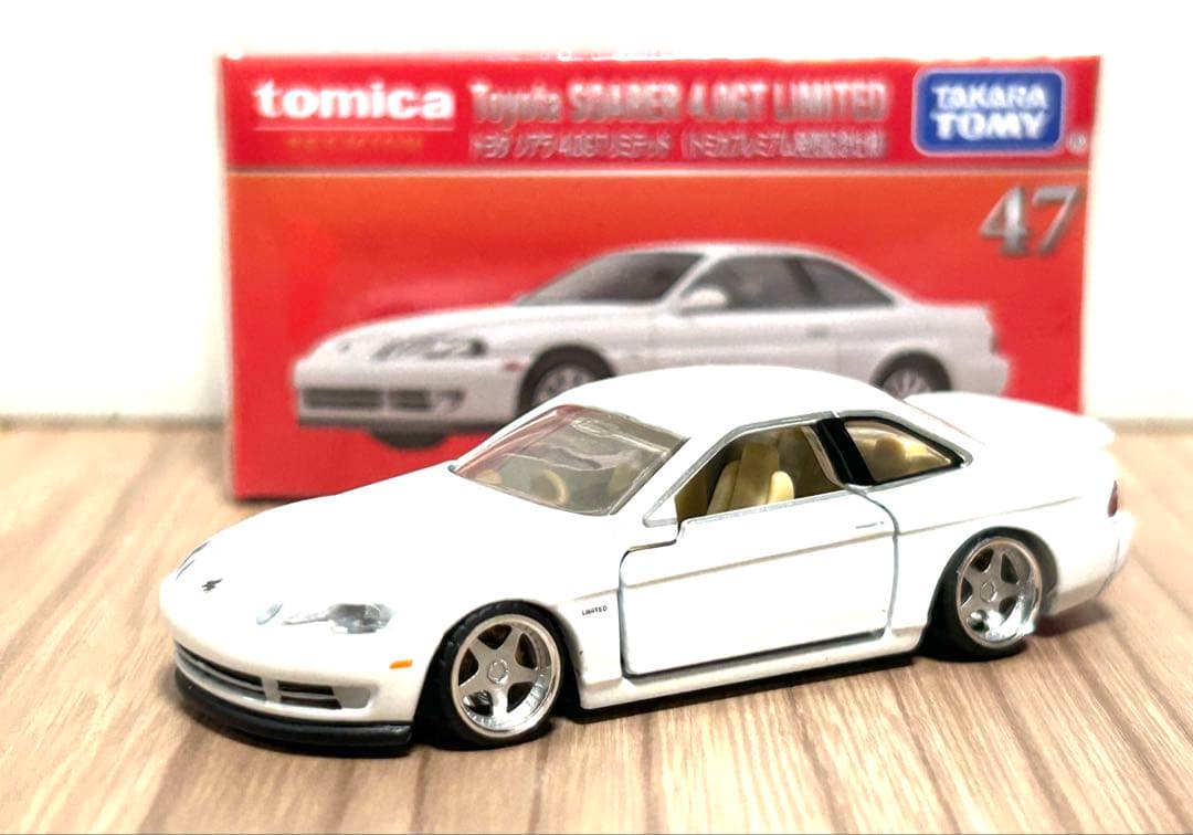 トミカ　プレミアム　発売記念仕様　トヨタ 30 ソアラ 改　ホイール　カスタム