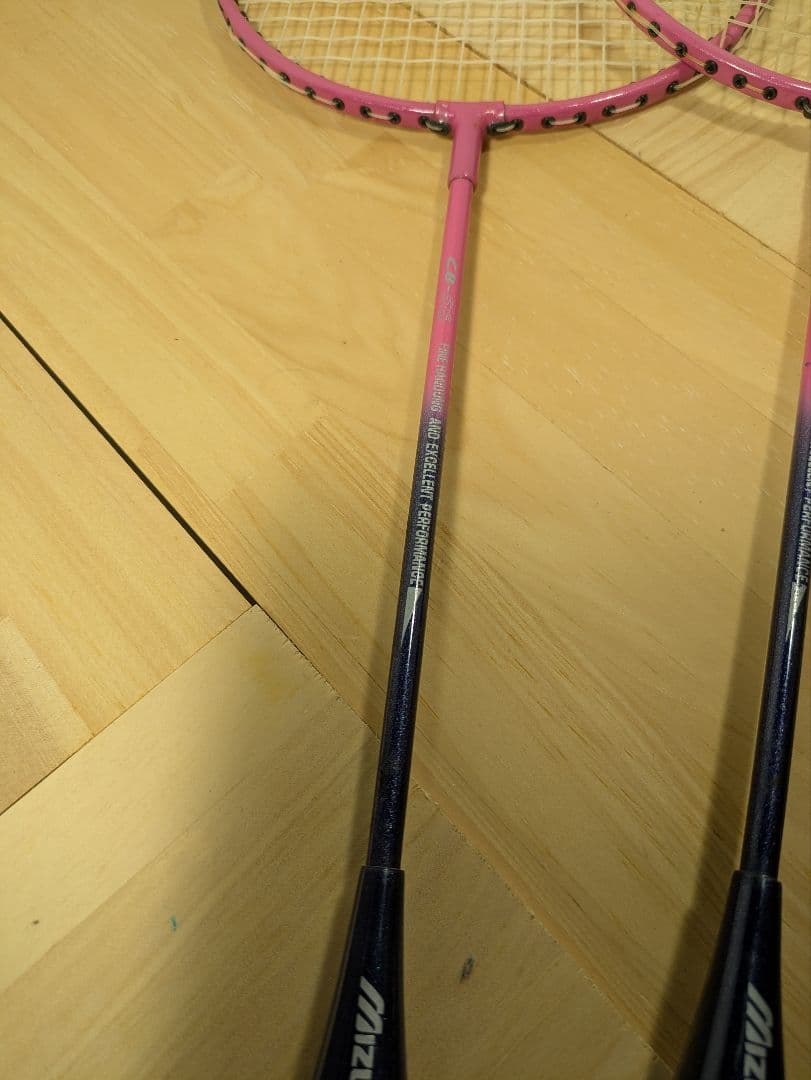 新品未使用 MIZUNO バドミントンラケット2本セット パーシバル CB-56