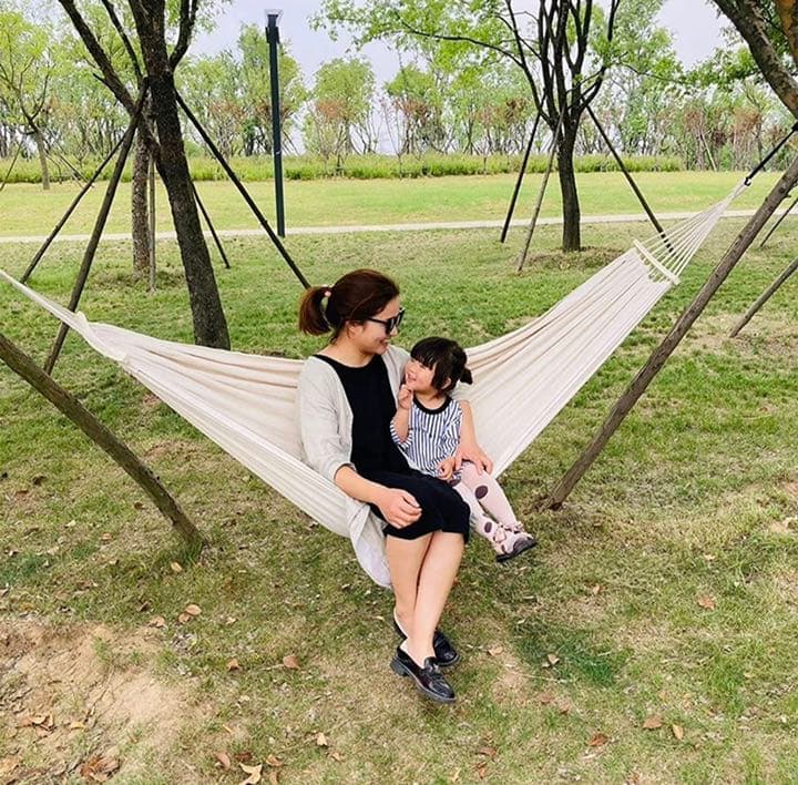 ハンモック 1-2人使用 軽量 Hammock 260*150CM 最大耐荷重