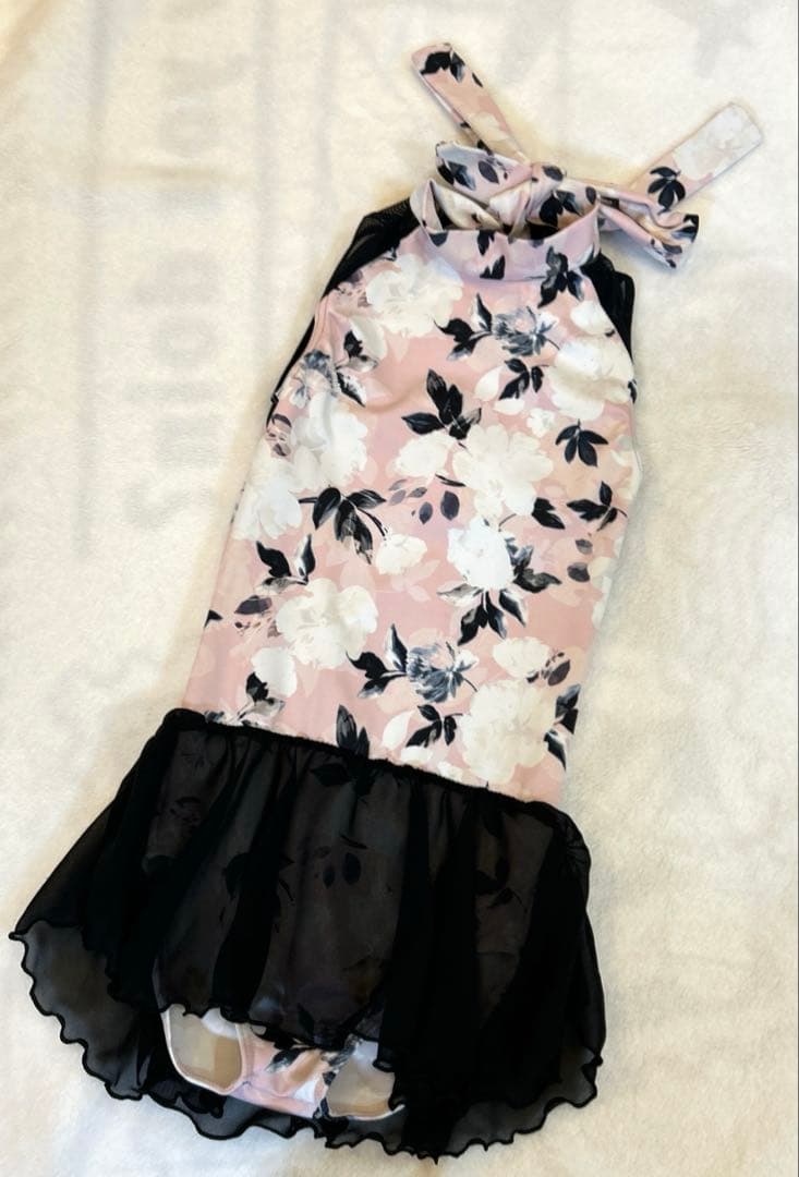 stina フリル付き　花柄　レオタード　kids S 110-120