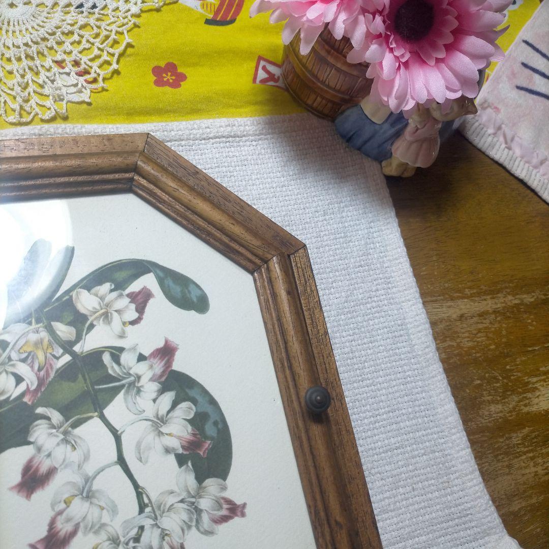 ♥イタリア製キーボックス　アンティーク　壁掛け　木製アート　欄の花　ガラスの扉