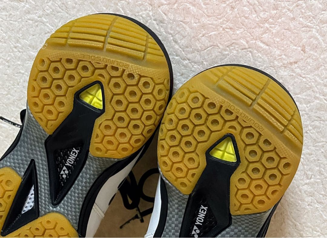 ★YONEX ヨネックス パワークッション65Z2 バドミントンシューズ