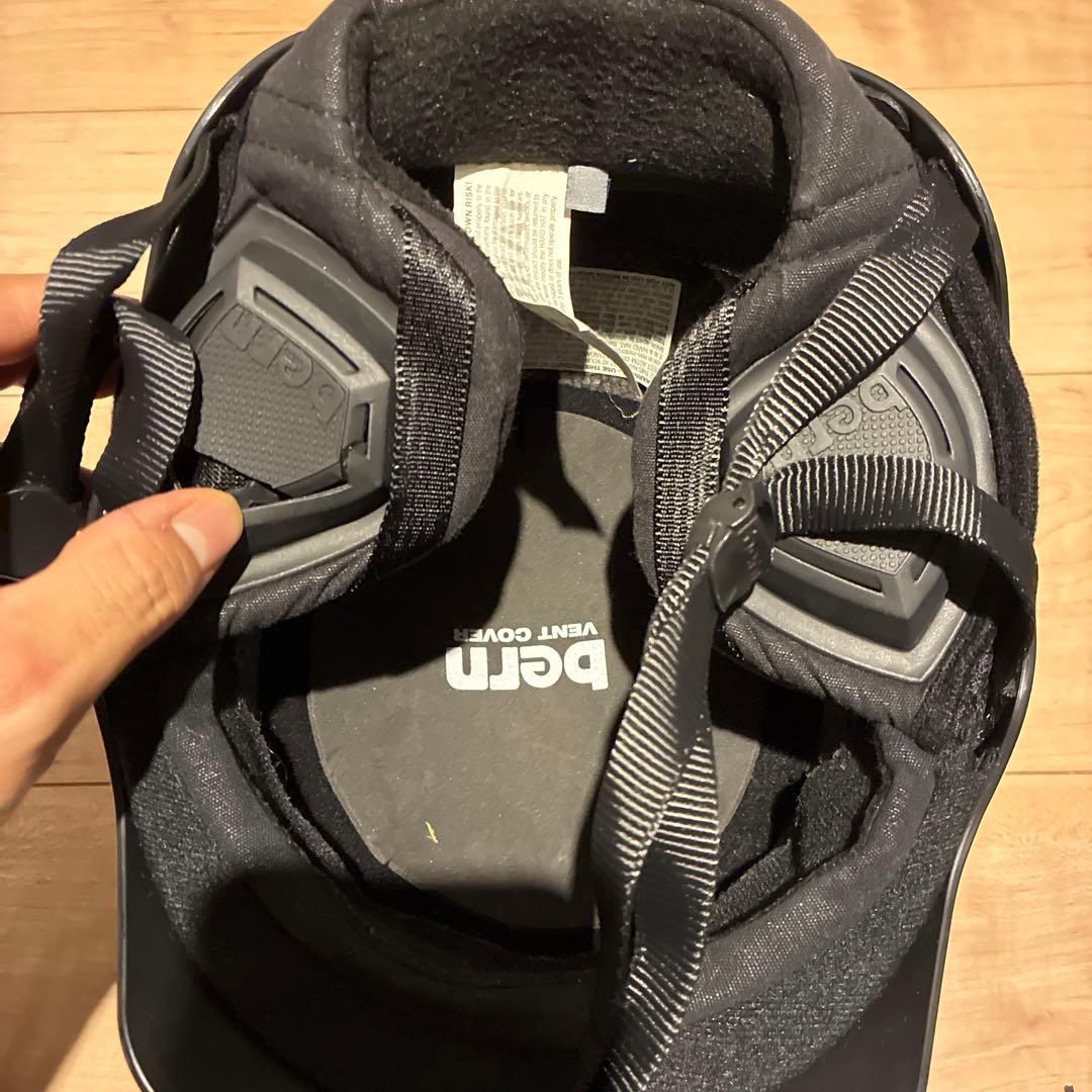 bern ヘルメット マットブラック　L