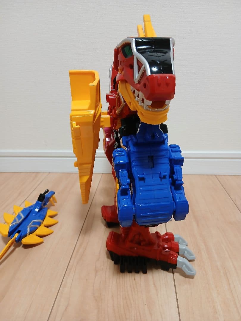 ギミック作動OK　獣電池付◆DXキョウリュウジン　獣電戦隊キョウリュウジャー合体