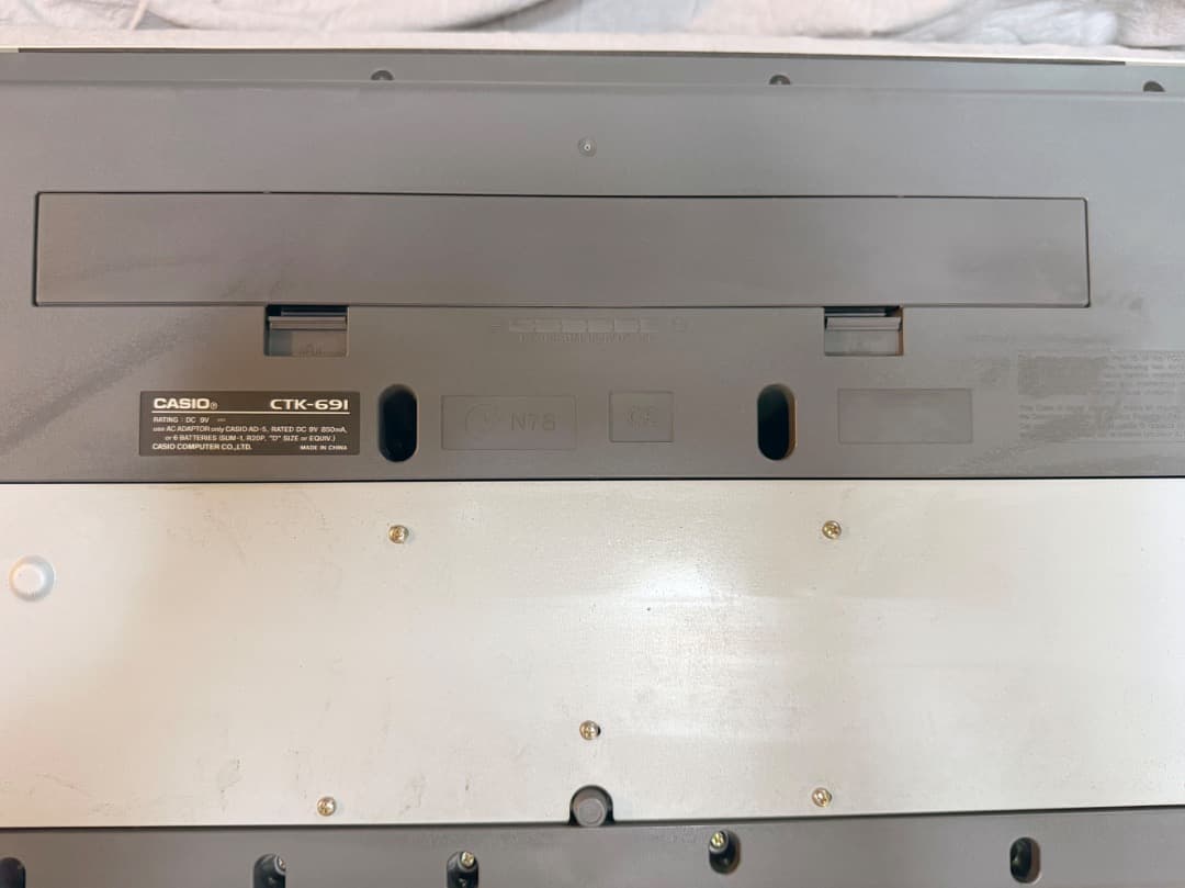 CASIO CTK-69161鍵 電子キーボード 譜面台付き
