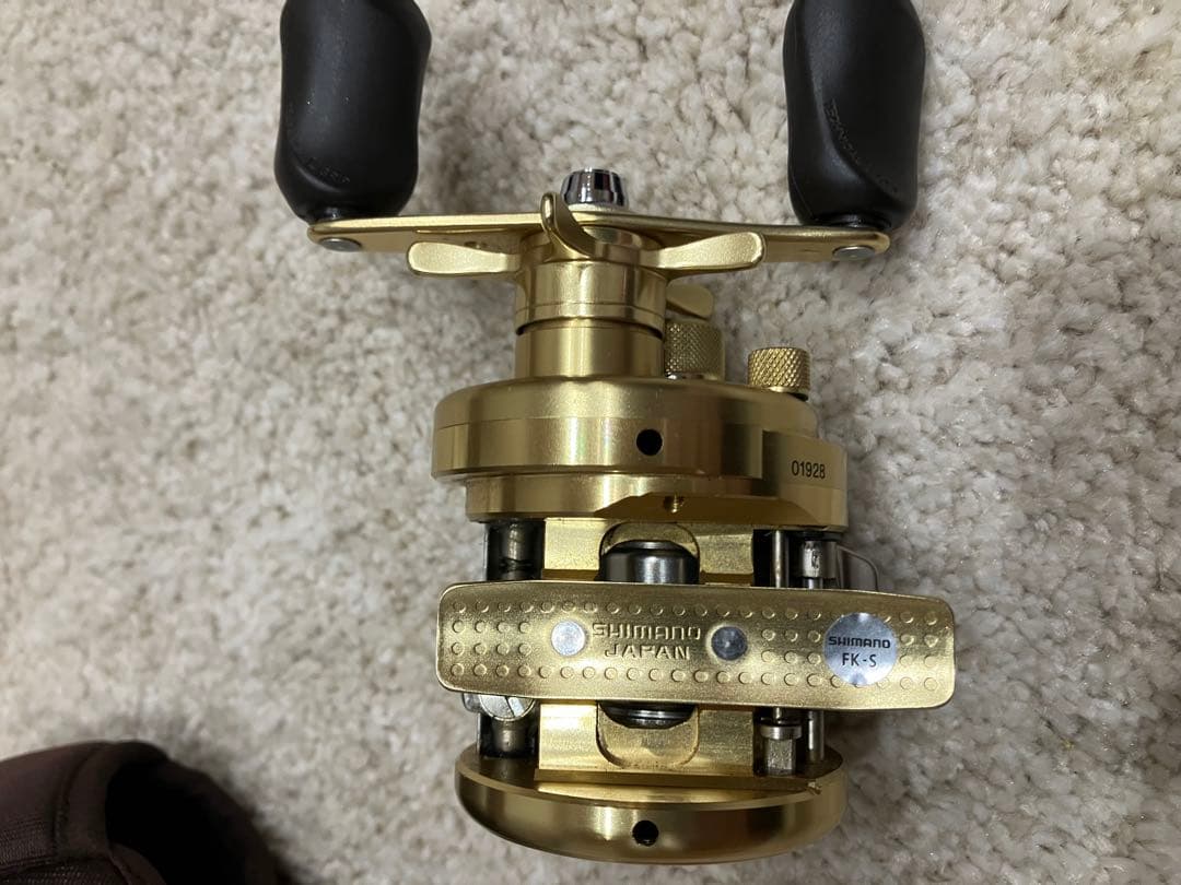 SHIMANO CALCUTTA CONQUEST 51S 専用ケース付き