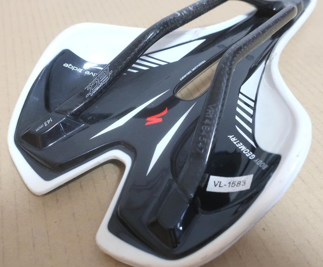 SPECIALIZEDサドル【TOUPE 143mm】カーボンレール仕様