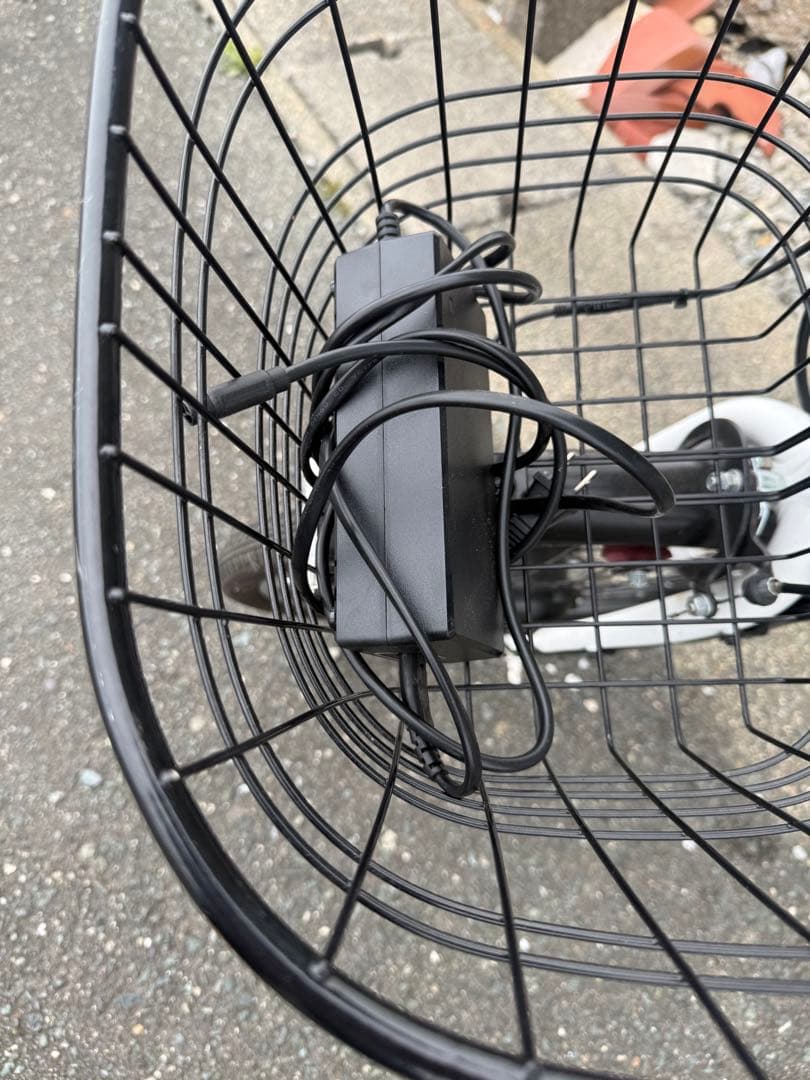 ホワイト 電動アシスト自転車 折り畳み20in