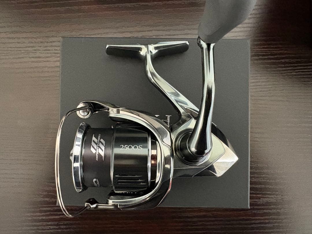 シマノSHIMANO　22ステラ　2500S
