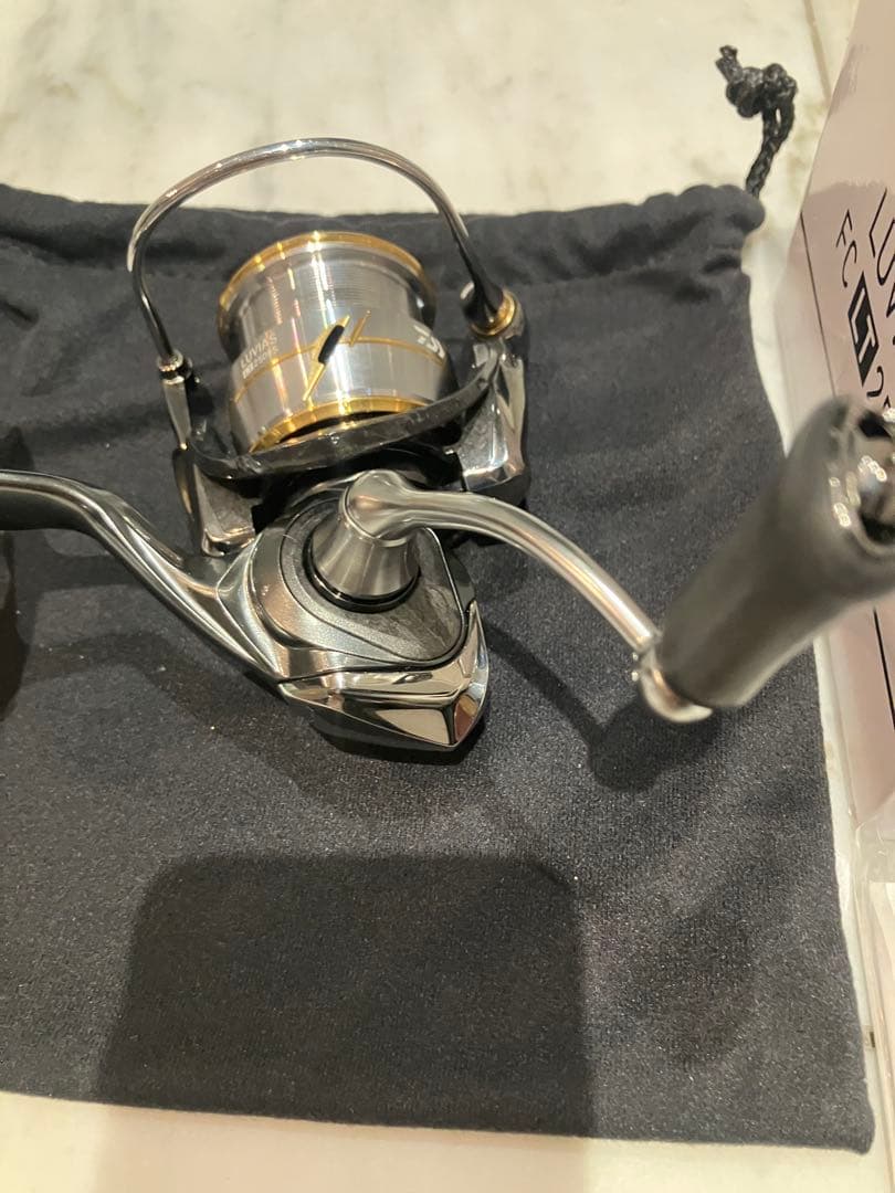 20ルビアスFC LT2500S SLPWORKS αスプール付き