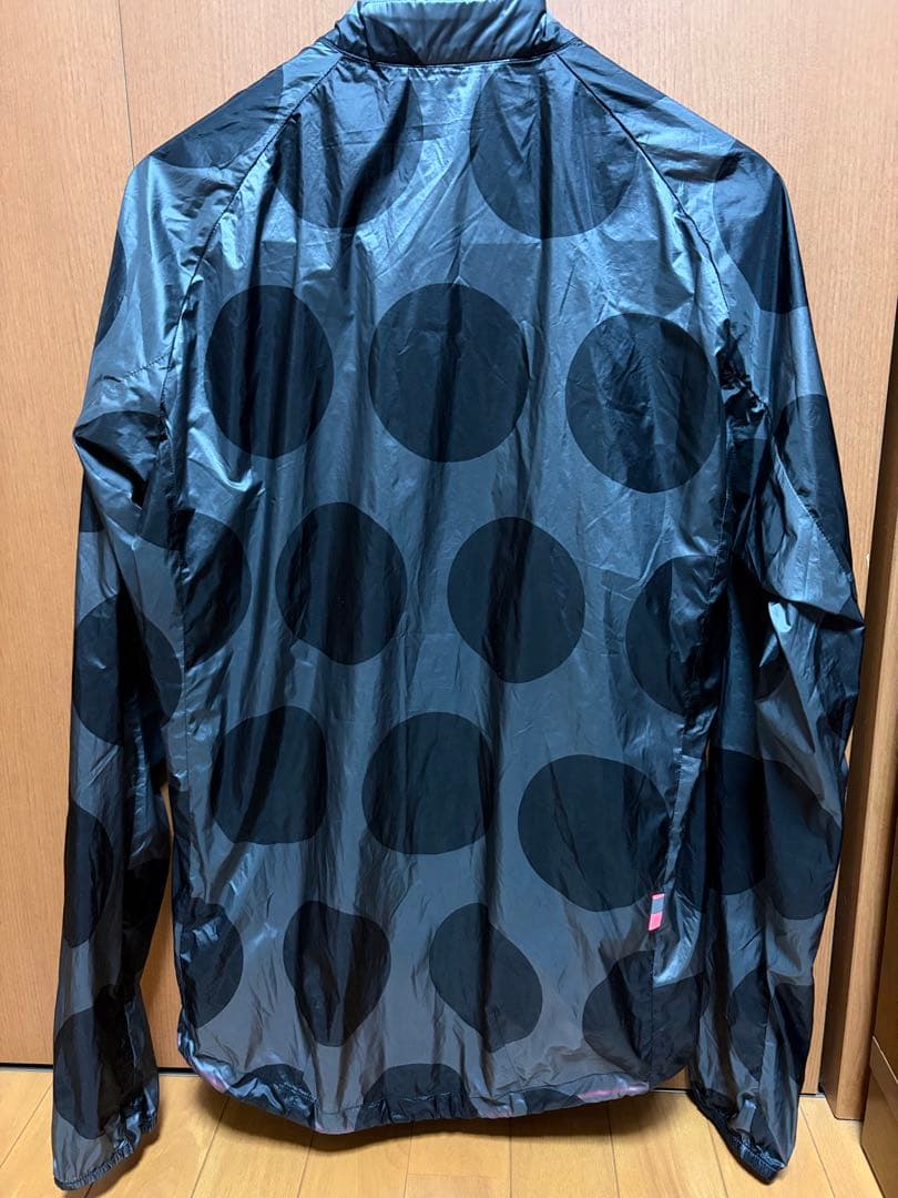Rapha 軽量コンパクトウインドブレーカー S クリーニング撥水処理済み