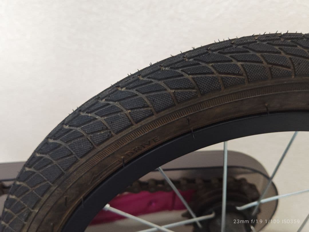【極美品】STRIDER ストライダー　14X キッズバイク　フューシャピンク