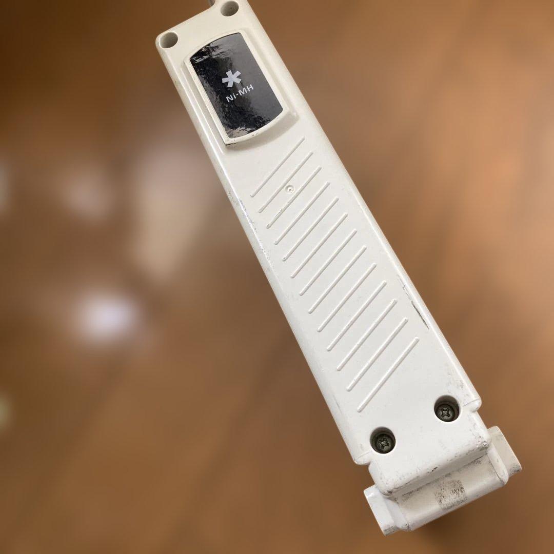 サンヨー充電器　CY-PAA4 バッテリー付属します