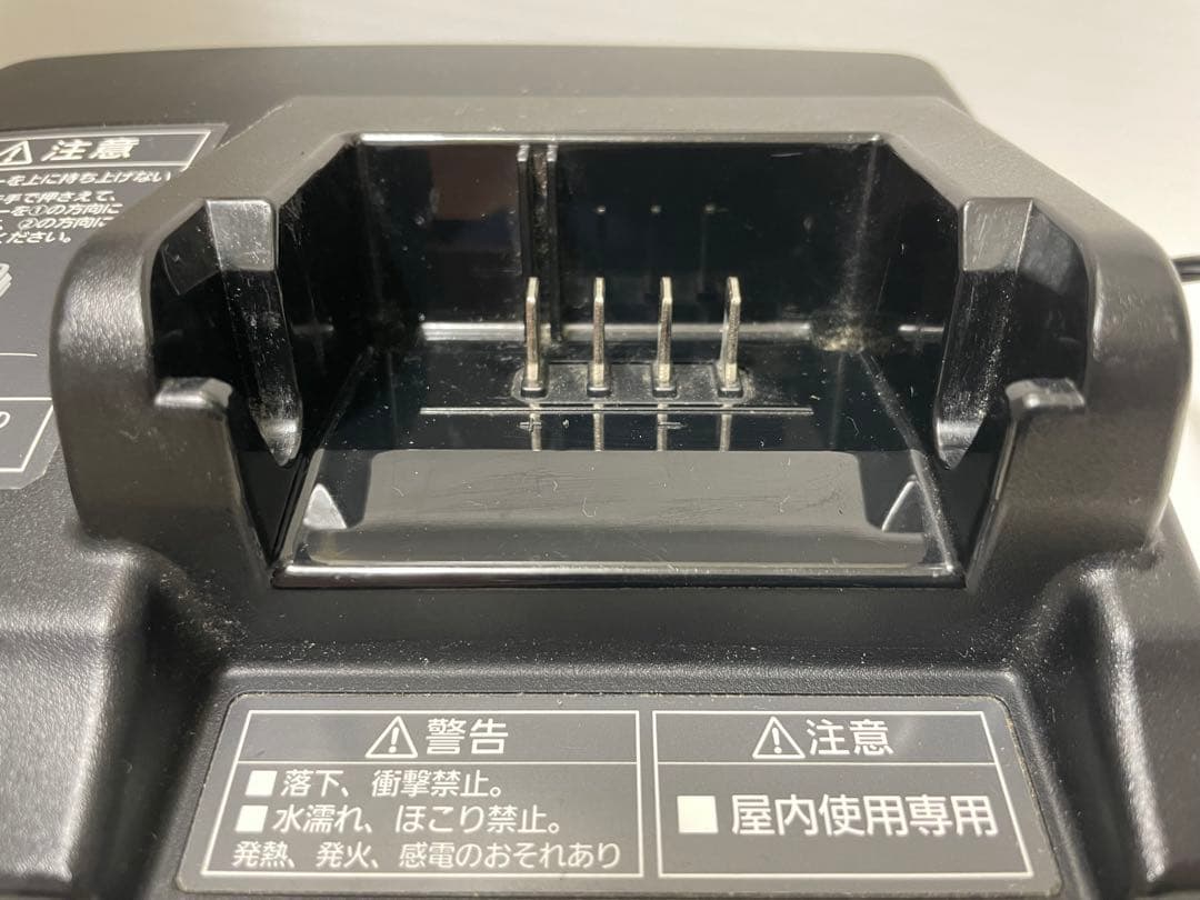 パナソニック　電動自転車用充電器 　NKJ069Z1