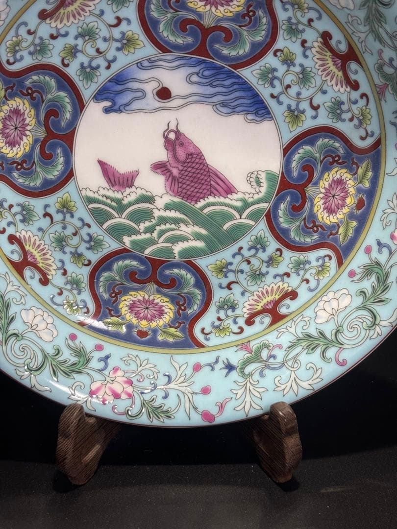 中国　手描き装飾の陶磁器皿